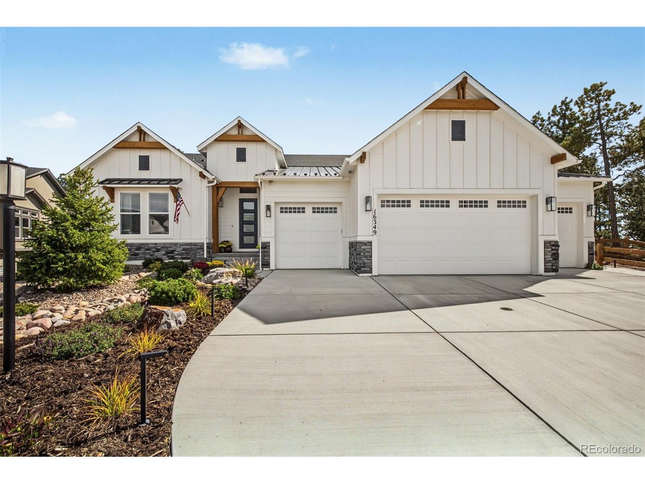 16349 Treetop Glory Ct — photo