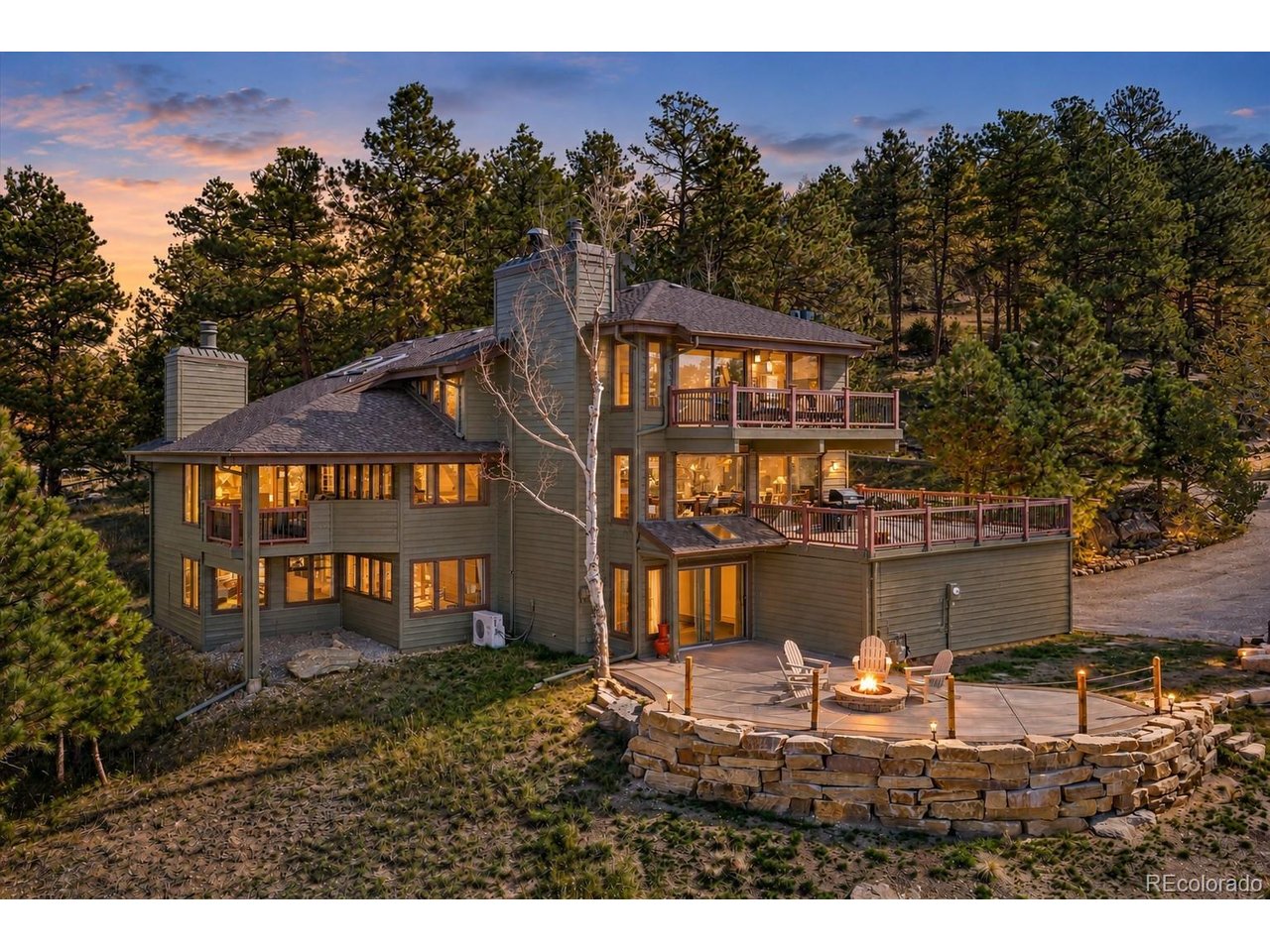 1614 Foothills Dr — photo