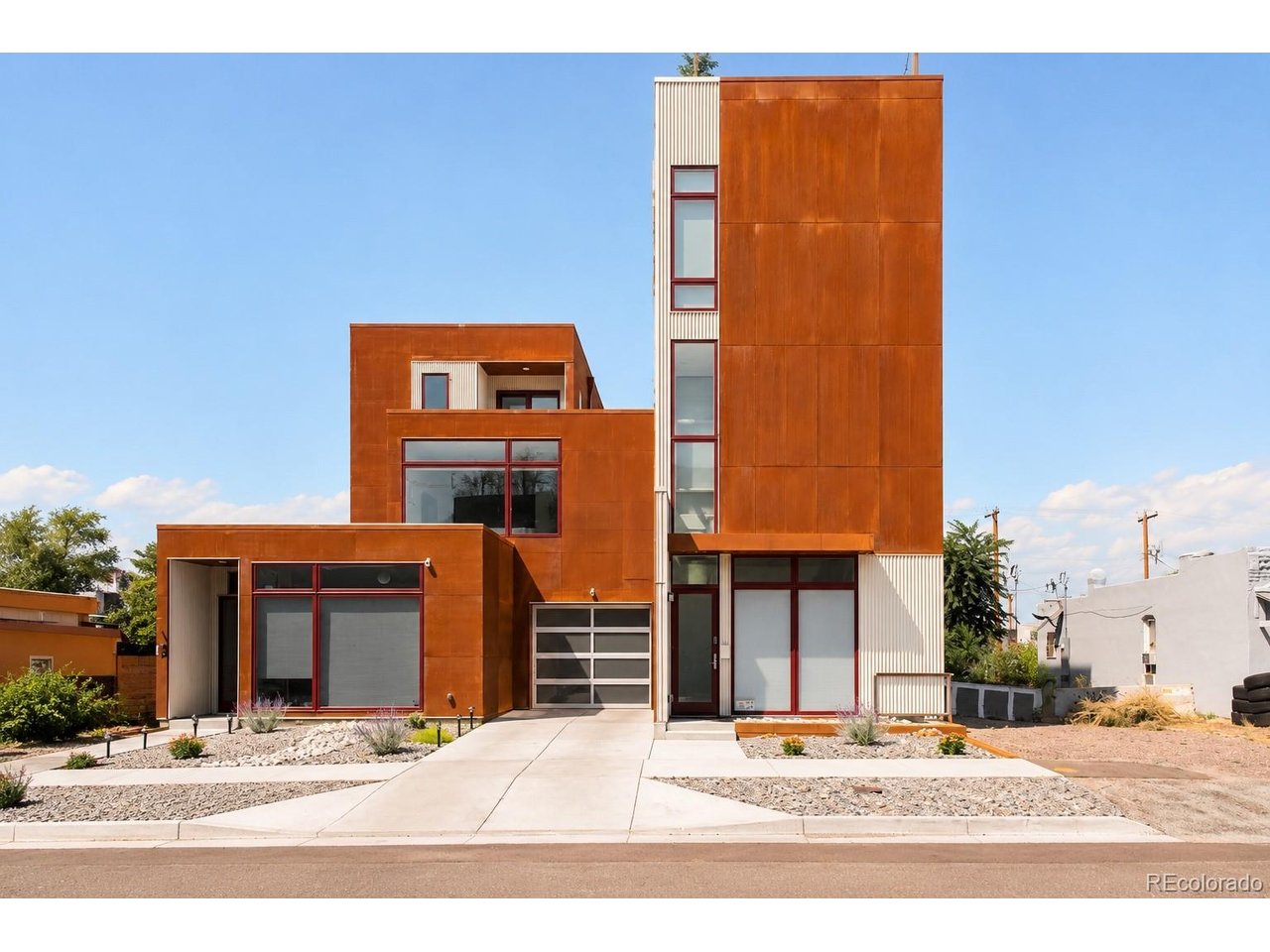3523 Wynkoop St — photo