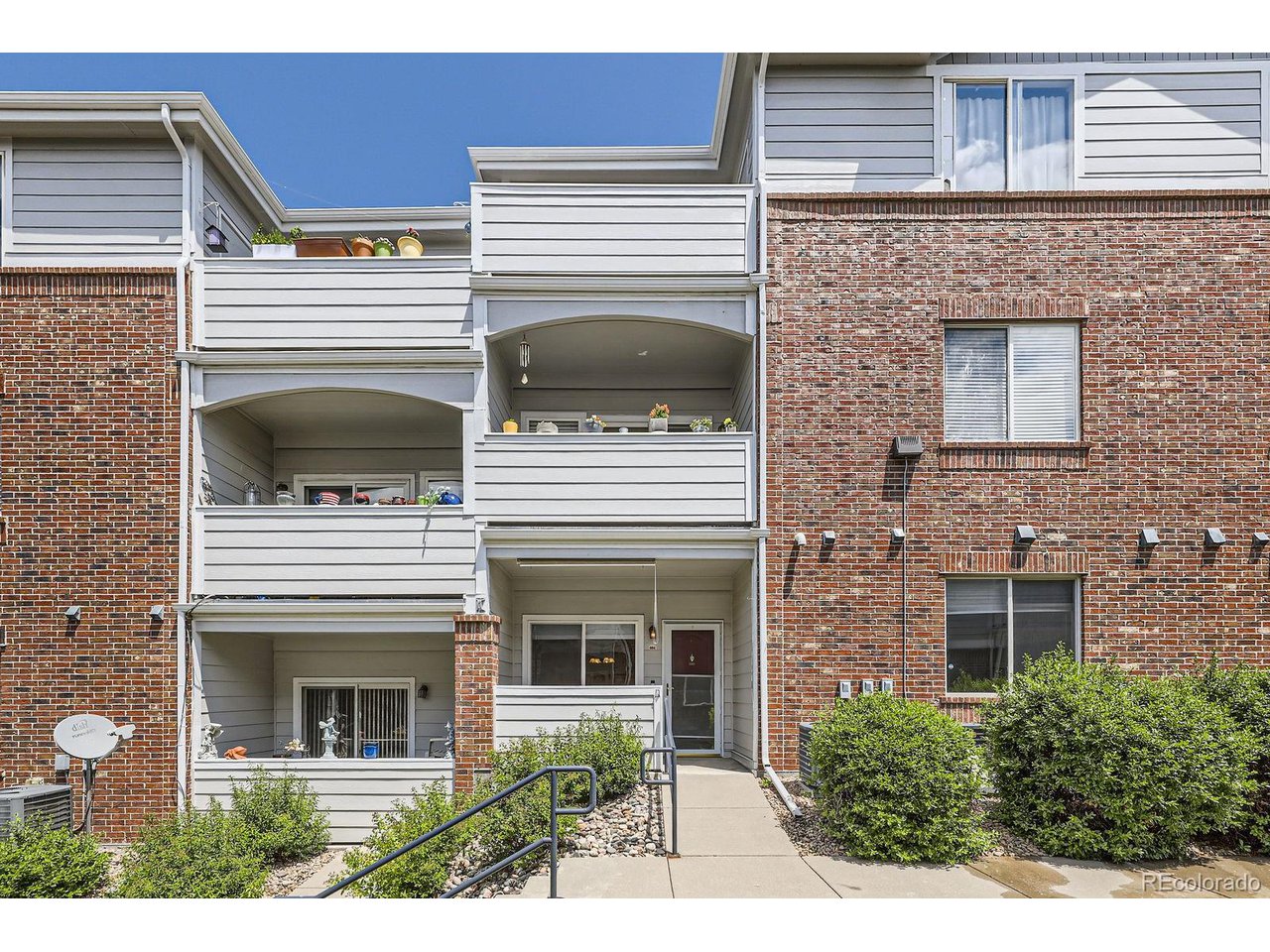 5537 Lewis Ct 4 — photo