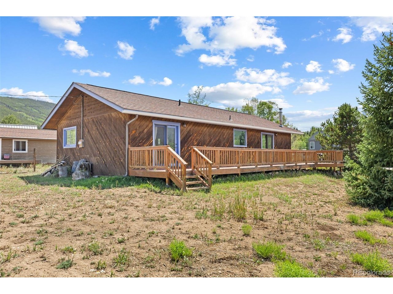 143 Meadow Dr — photo