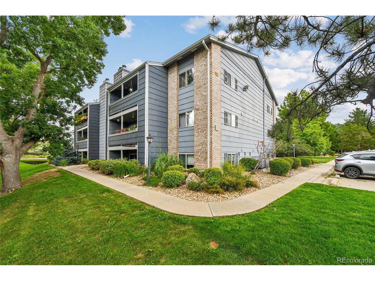 4654 White Rock Cir 4 — photo