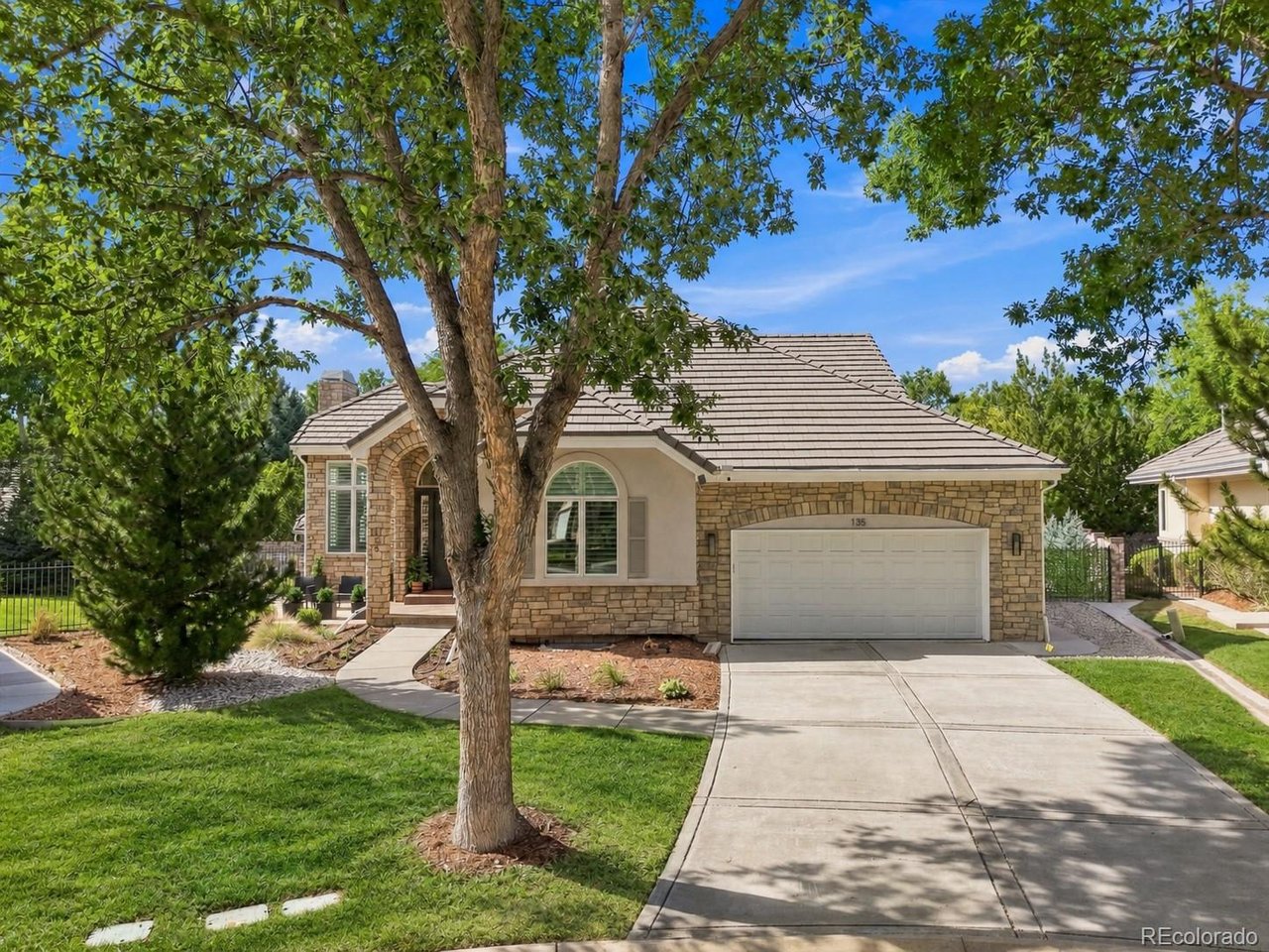 135 Silver Fox Ct — photo