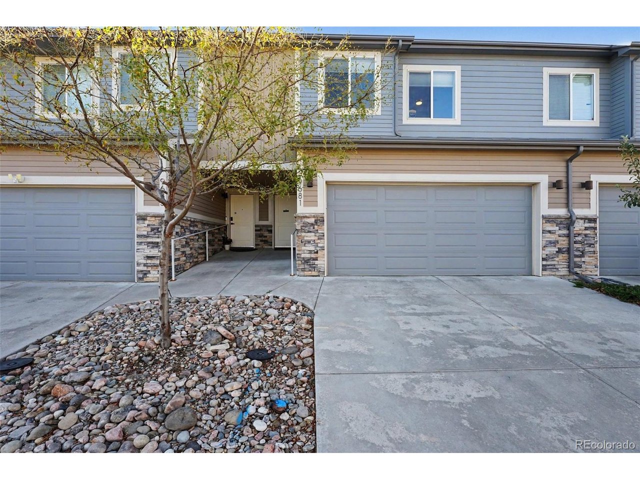 9681 E Idaho Pl — photo