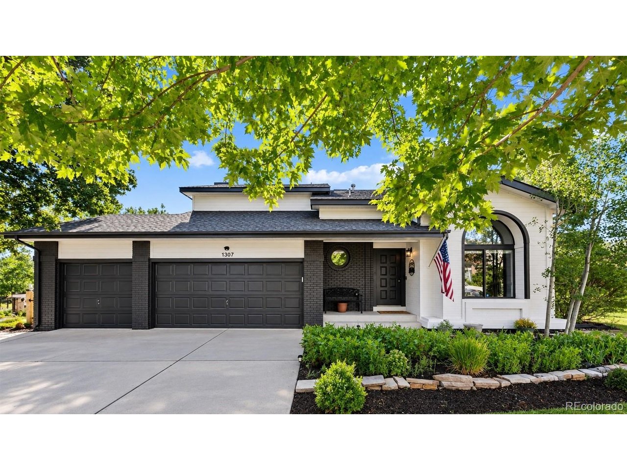 1307 Wildwood Ln — photo