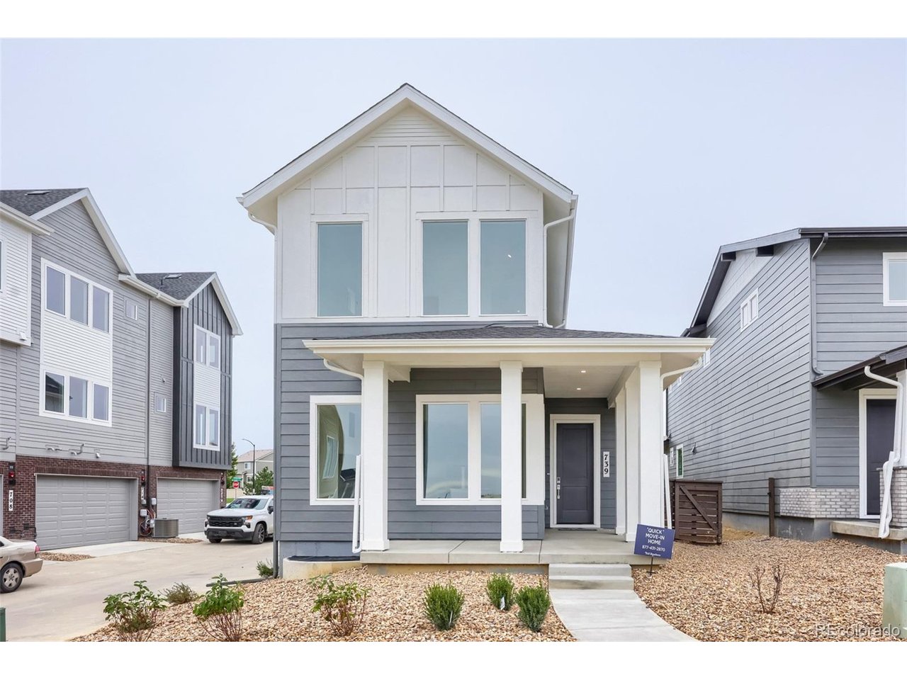 739 Carabiner Dr — photo