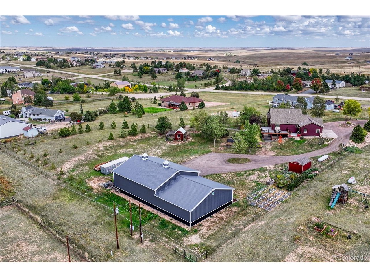 8275 Cumberland Ct — photo