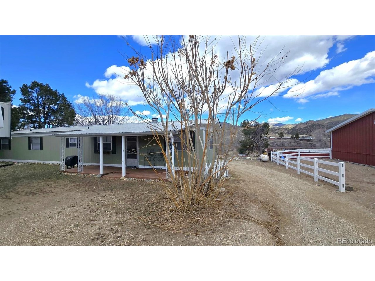 9815 US Highway 50 — photo