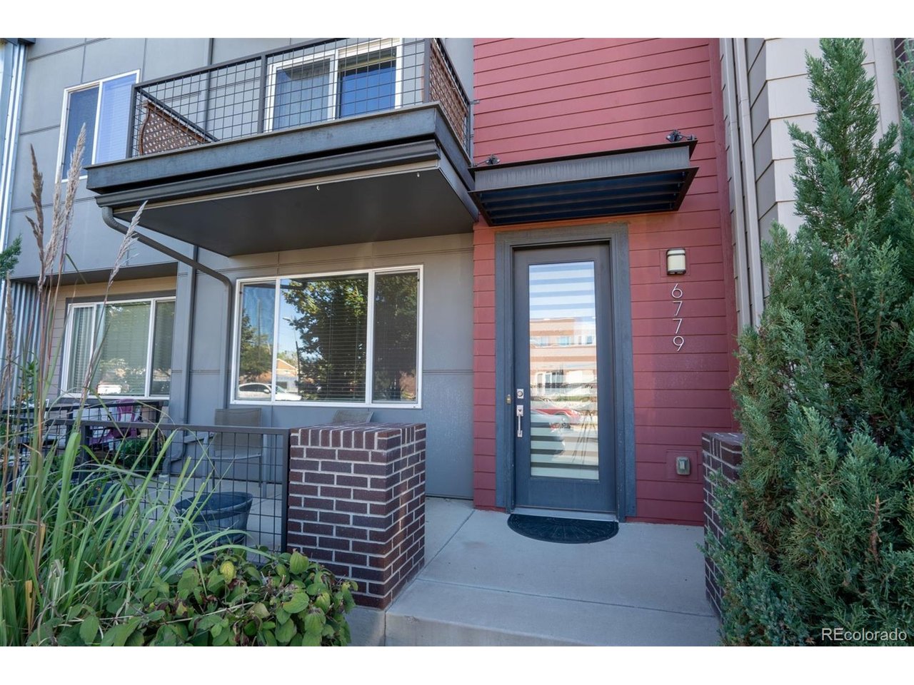 6779 Morrison Dr — photo