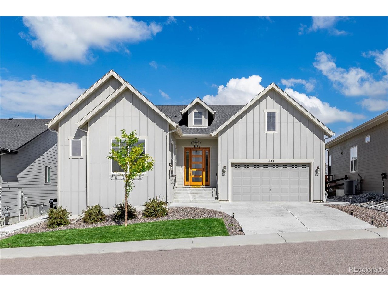 433 Scrubjay Cir — photo