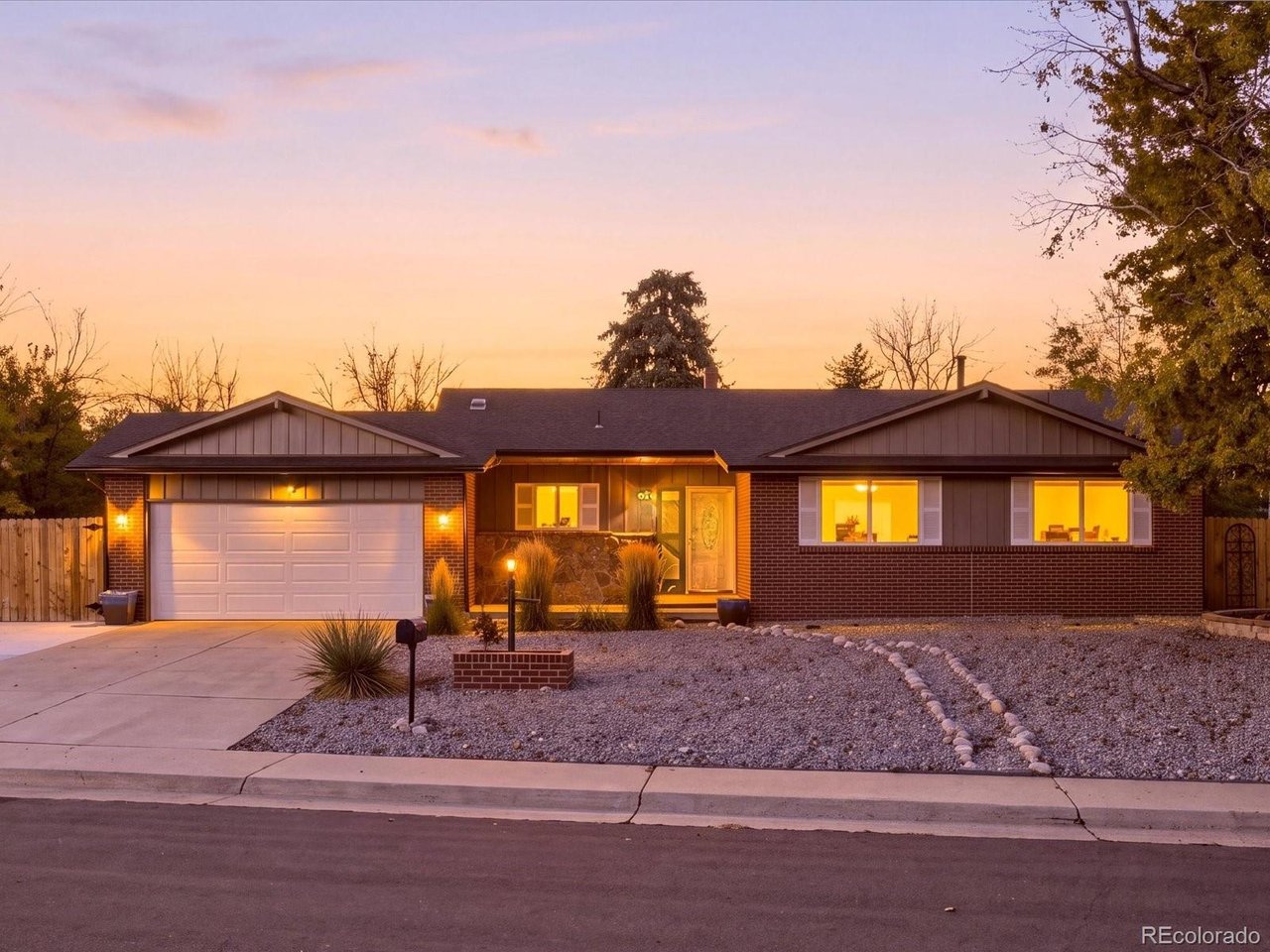 12106 E Louisiana Dr — photo