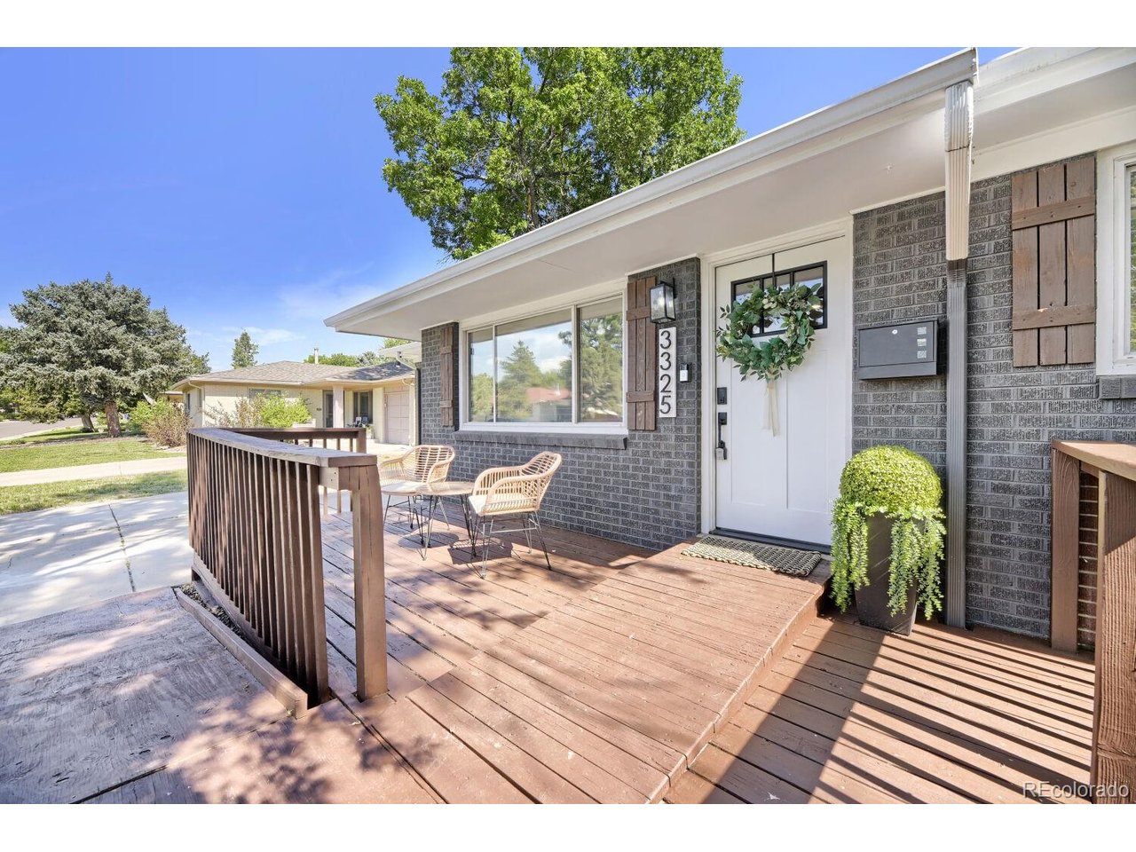 3325 W Arlington Ave — photo
