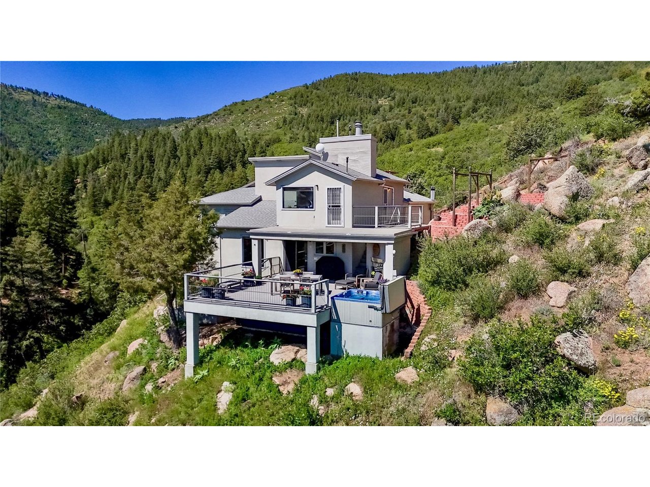2602 Hidden Valley Rd — photo
