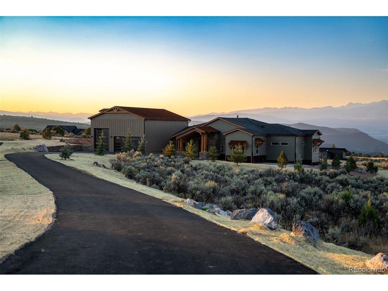 52 Grosbeak Pl — photo