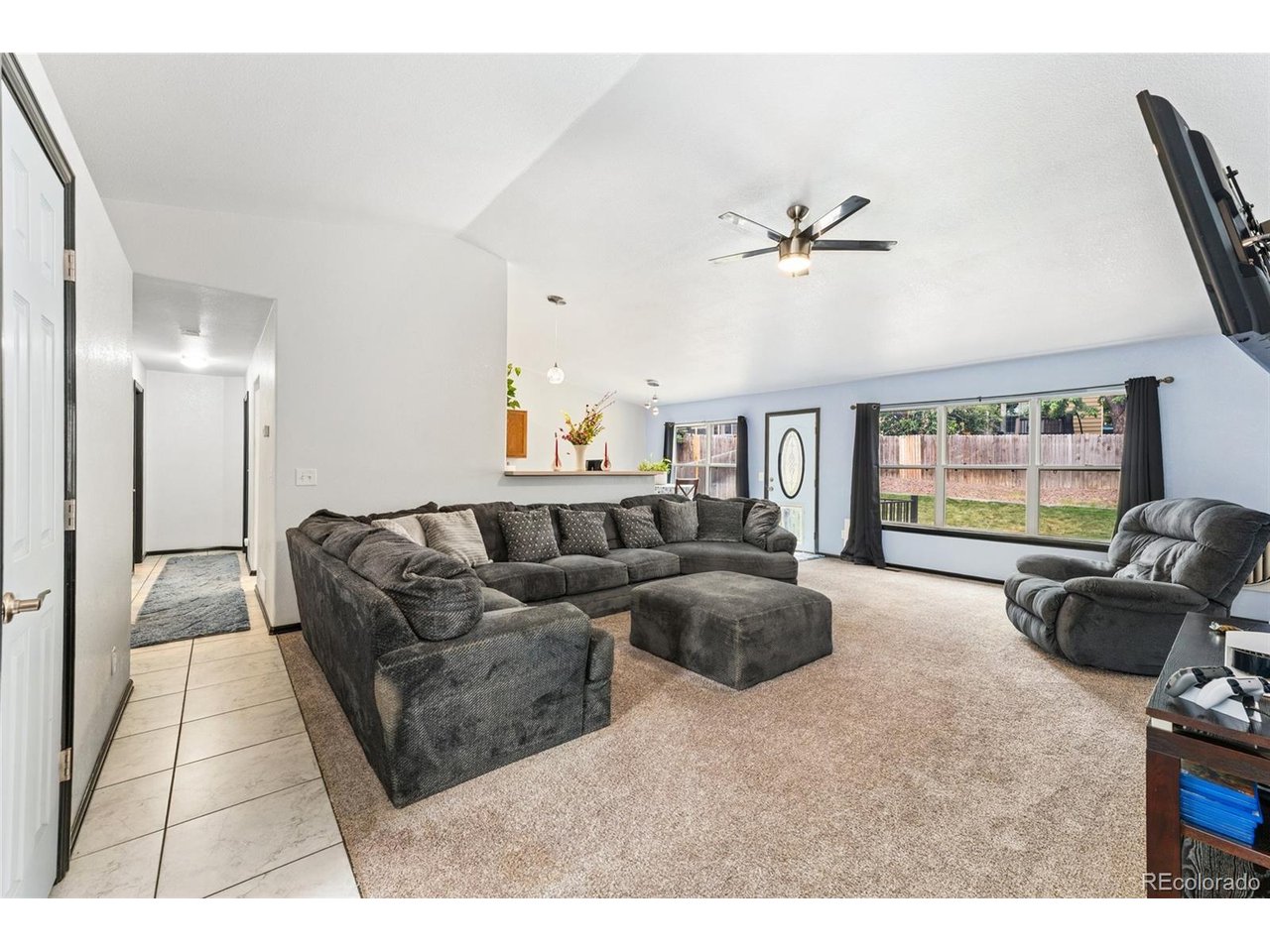 19564 E Ithaca Pl, Aurora, CO 80013 — photo 2