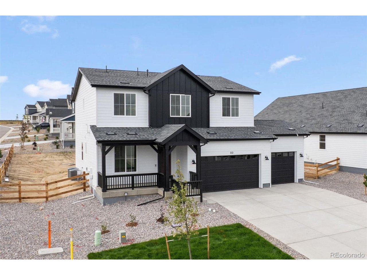 712 Pershing Pt, Elizabeth, CO 80107 — photo 2