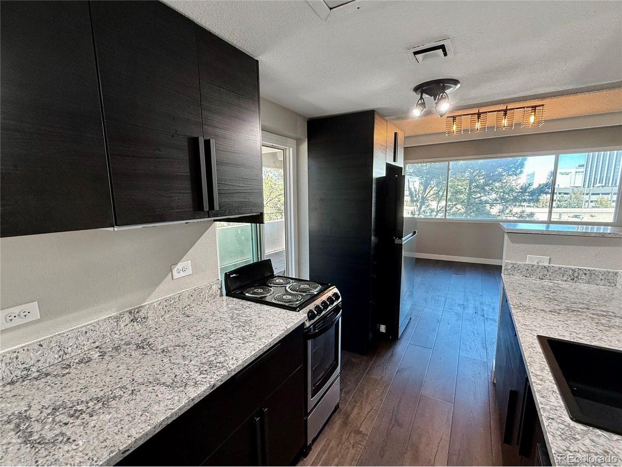 1888 S Jackson St Unit 302 — photo
