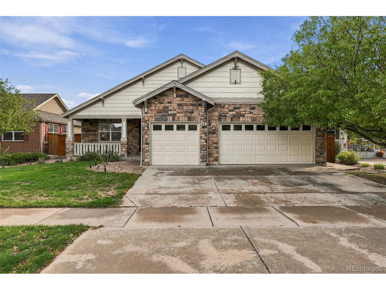 23988 E Bellewood Dr — photo