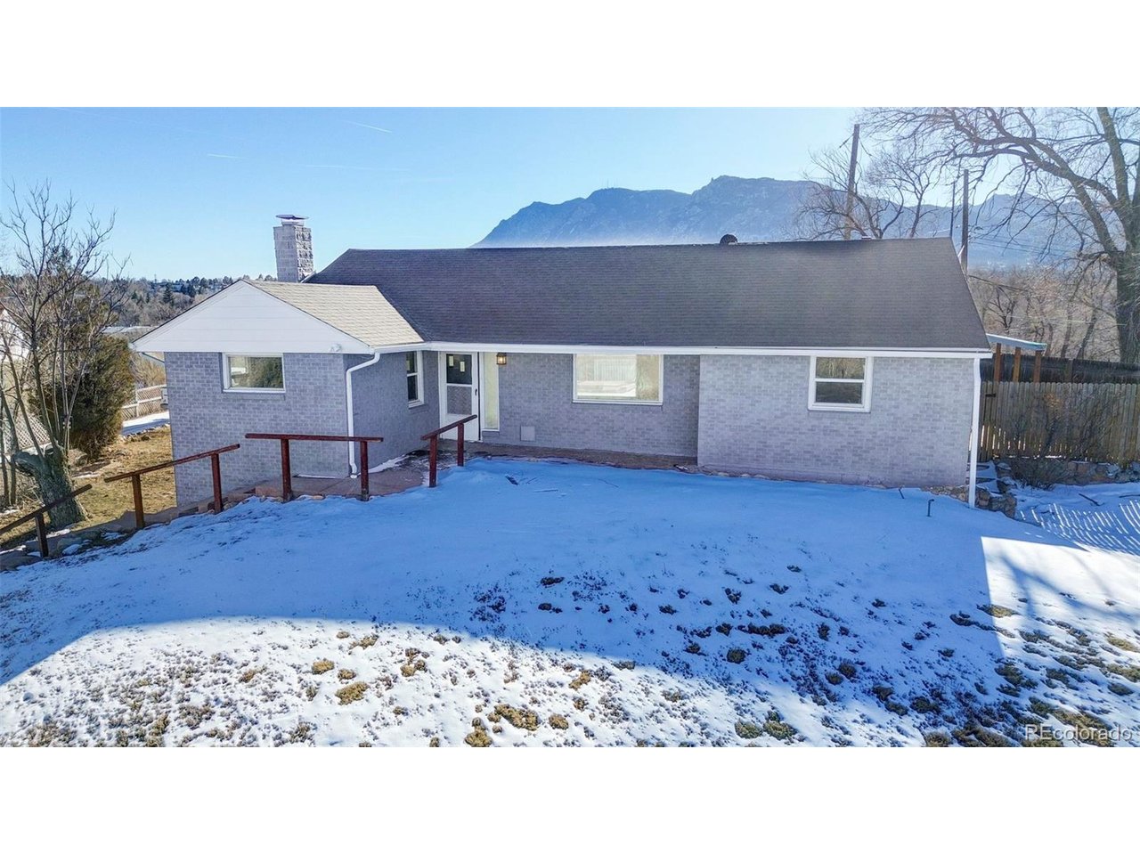 1606 Navajo Cir — photo