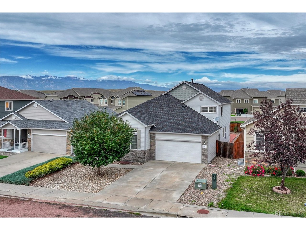 6324 Roundup Butte St — photo