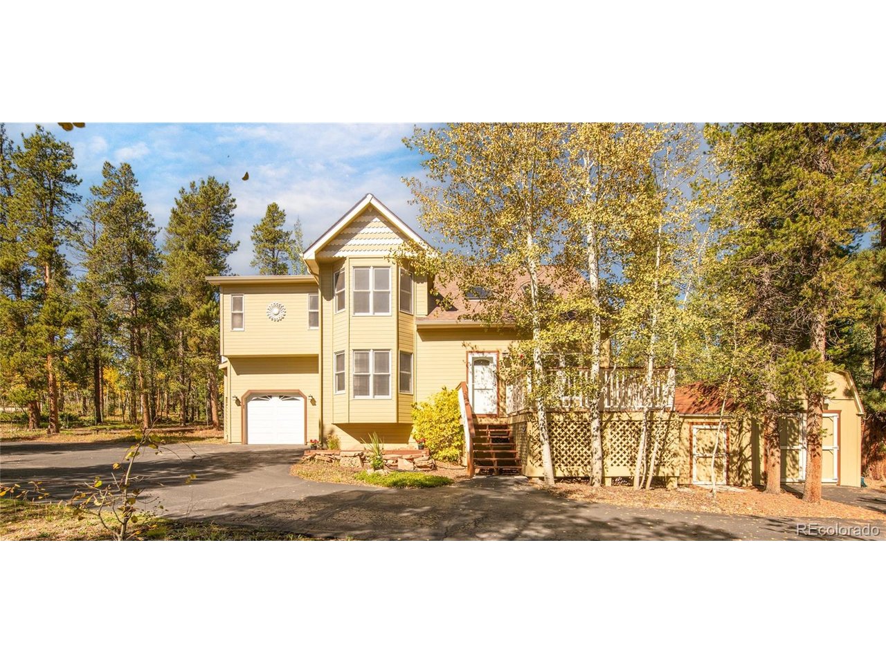 211 Cedar Way — photo