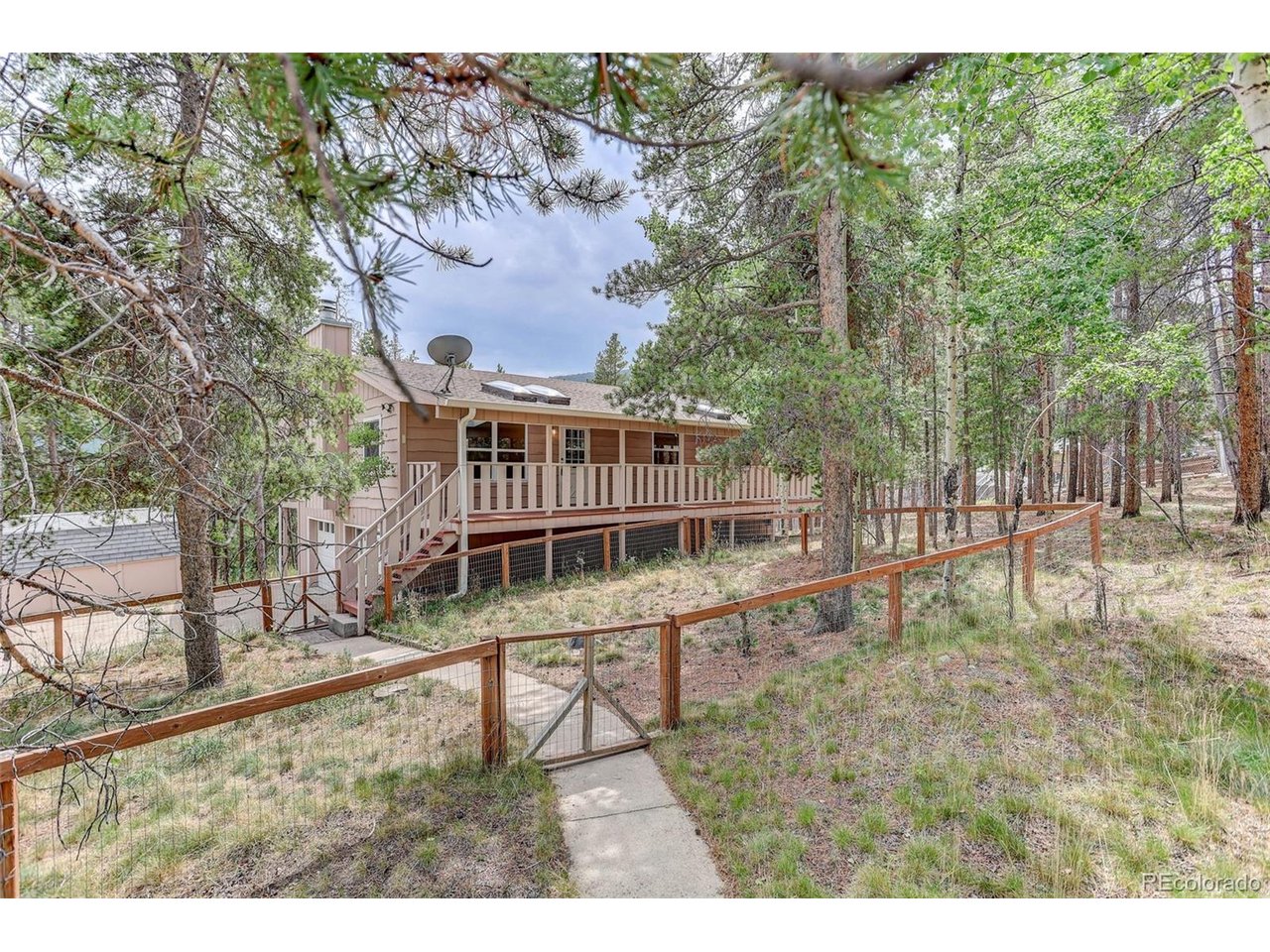 31788 Chalet Dr — photo