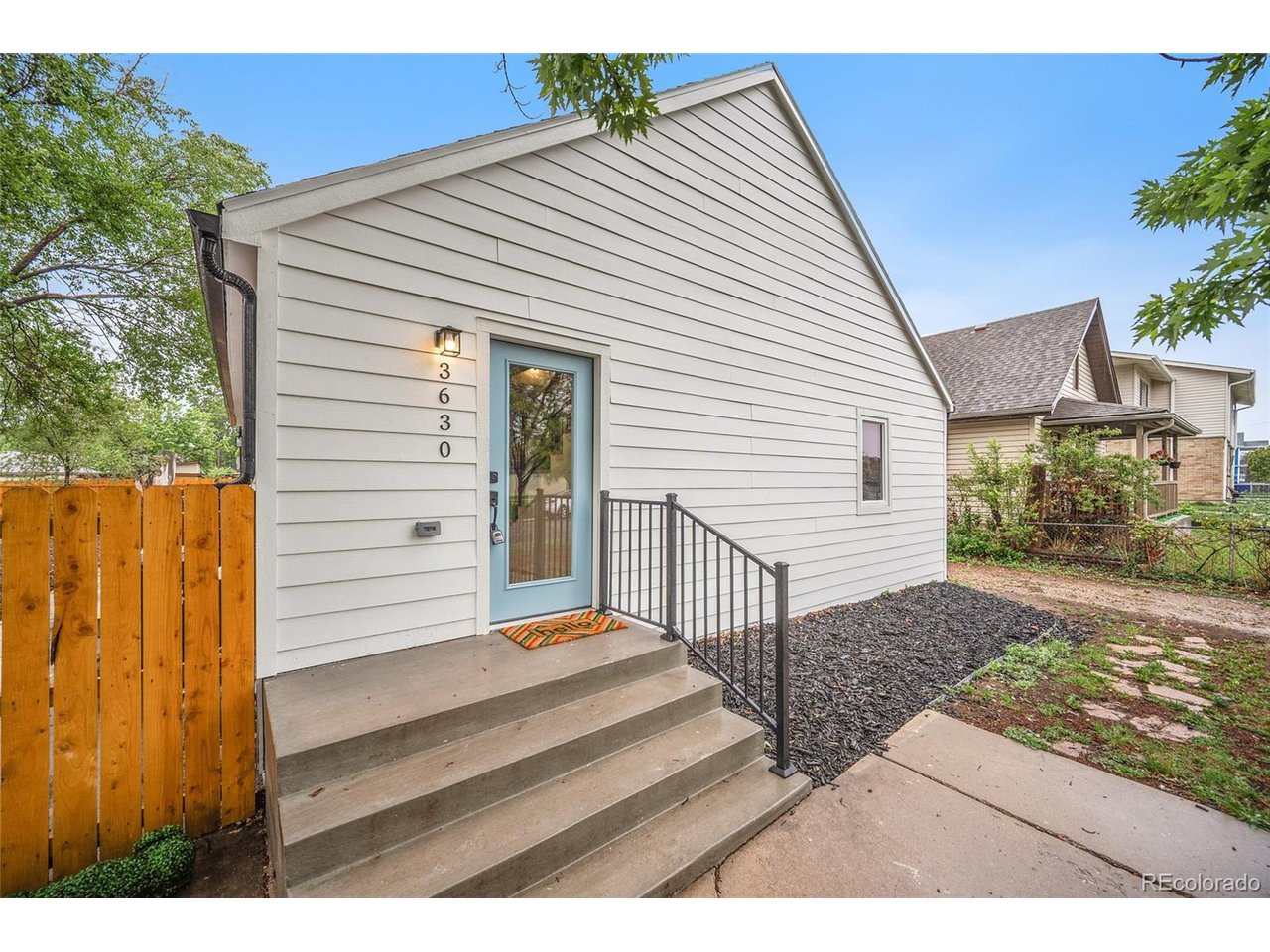 3630 W Walsh Pl — photo