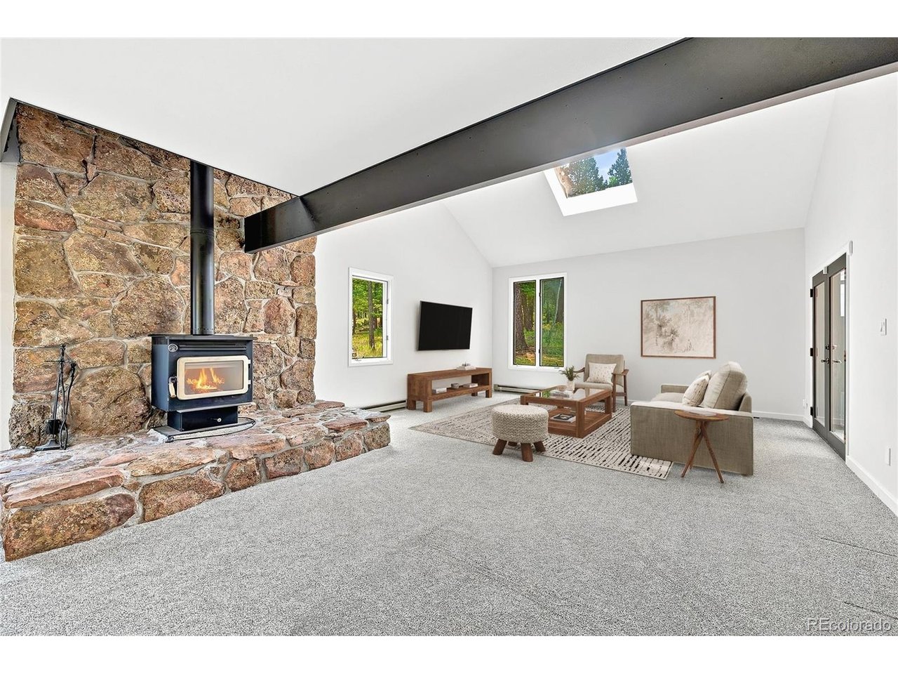 25457 Snyder Ave — photo