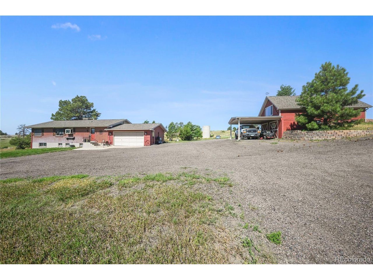 8855 E Parker Road — photo