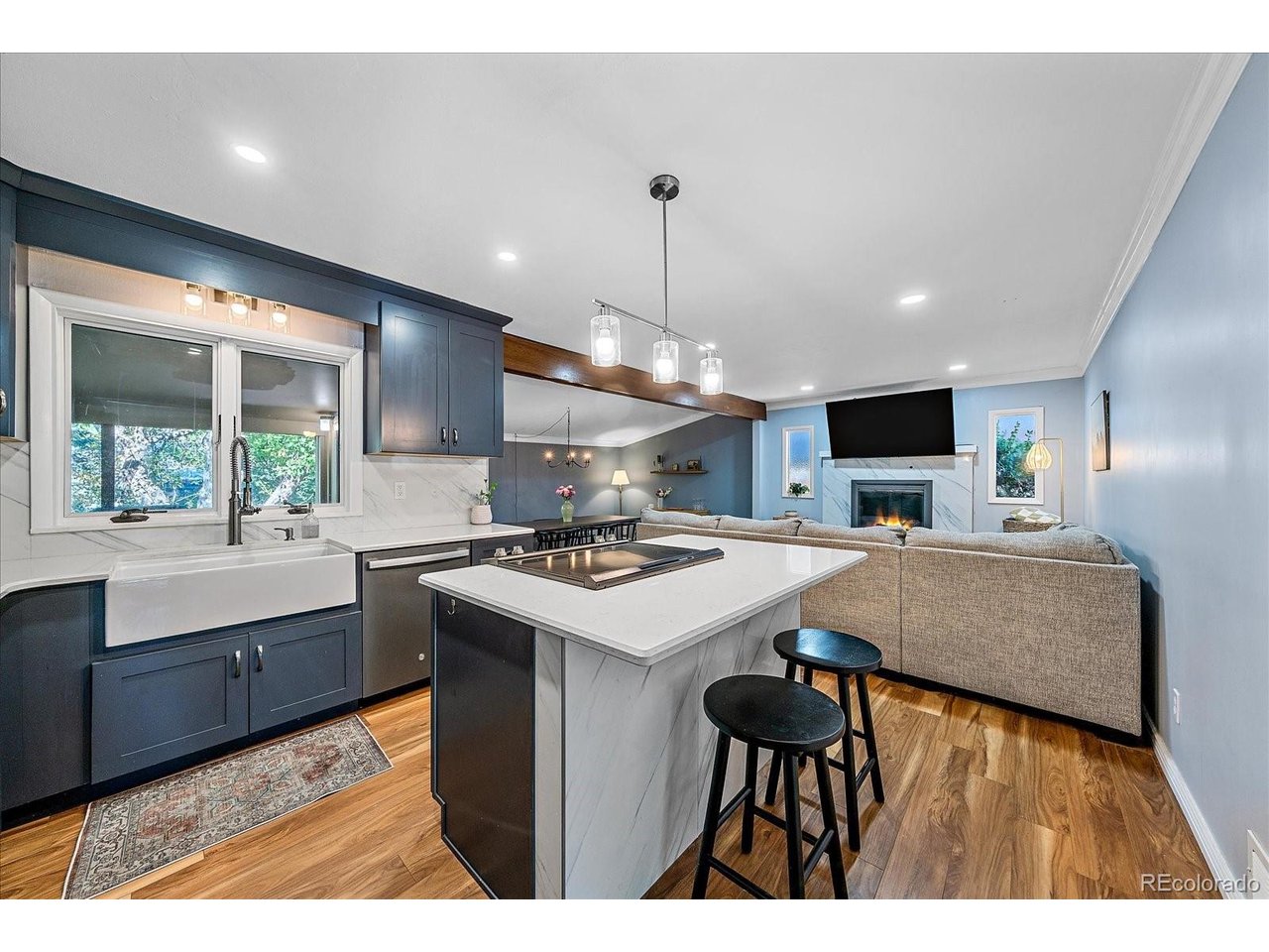 1809 S Van Gordon Ct — photo