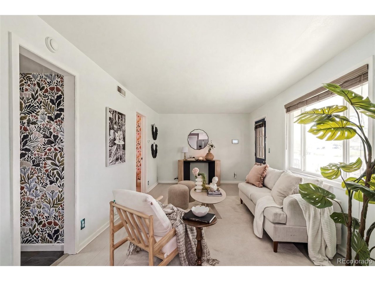 2169 W Warren Ave — photo