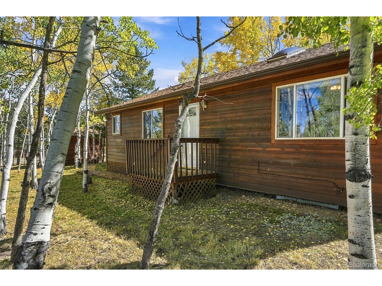 533 Burland Dr — photo