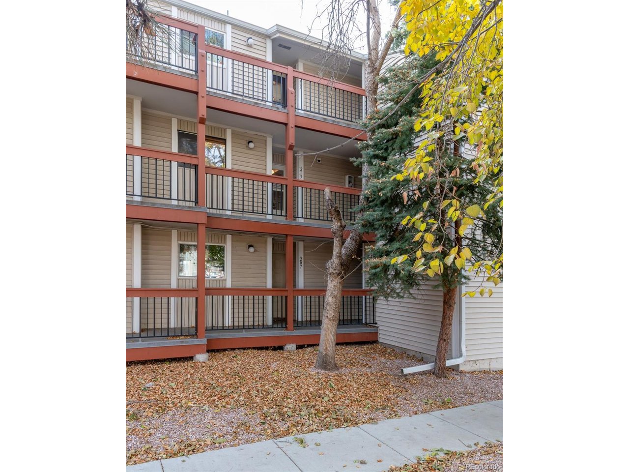 Home in Westminster, CO 80031 — photo 3