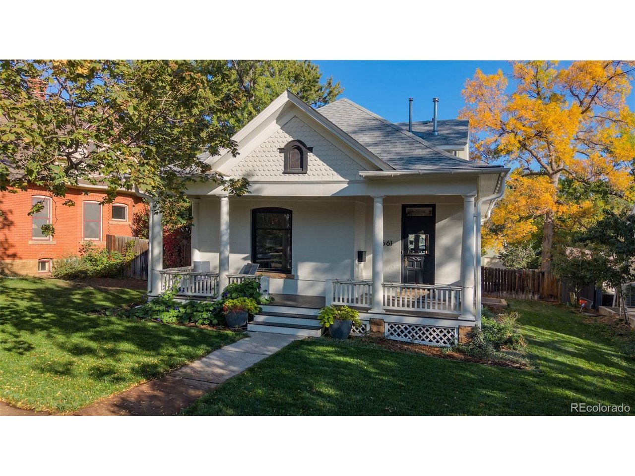 661 Maxwell Ave — photo