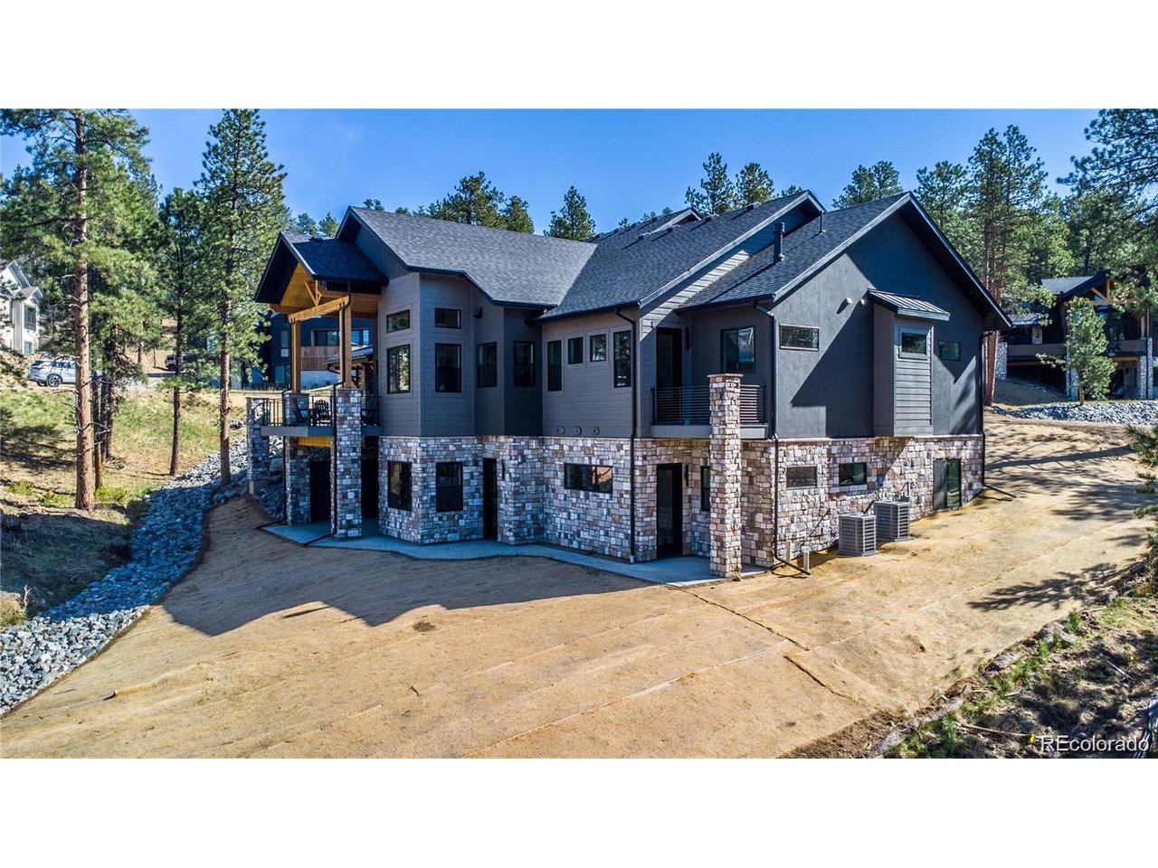 5277 Mountain Vista Ln — photo