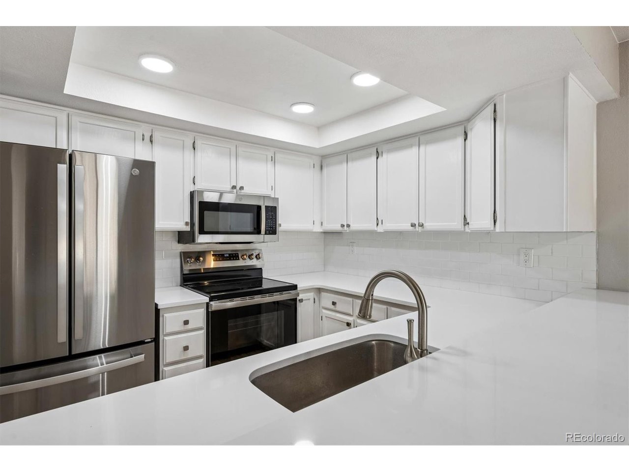 8787 Allison Dr D — photo