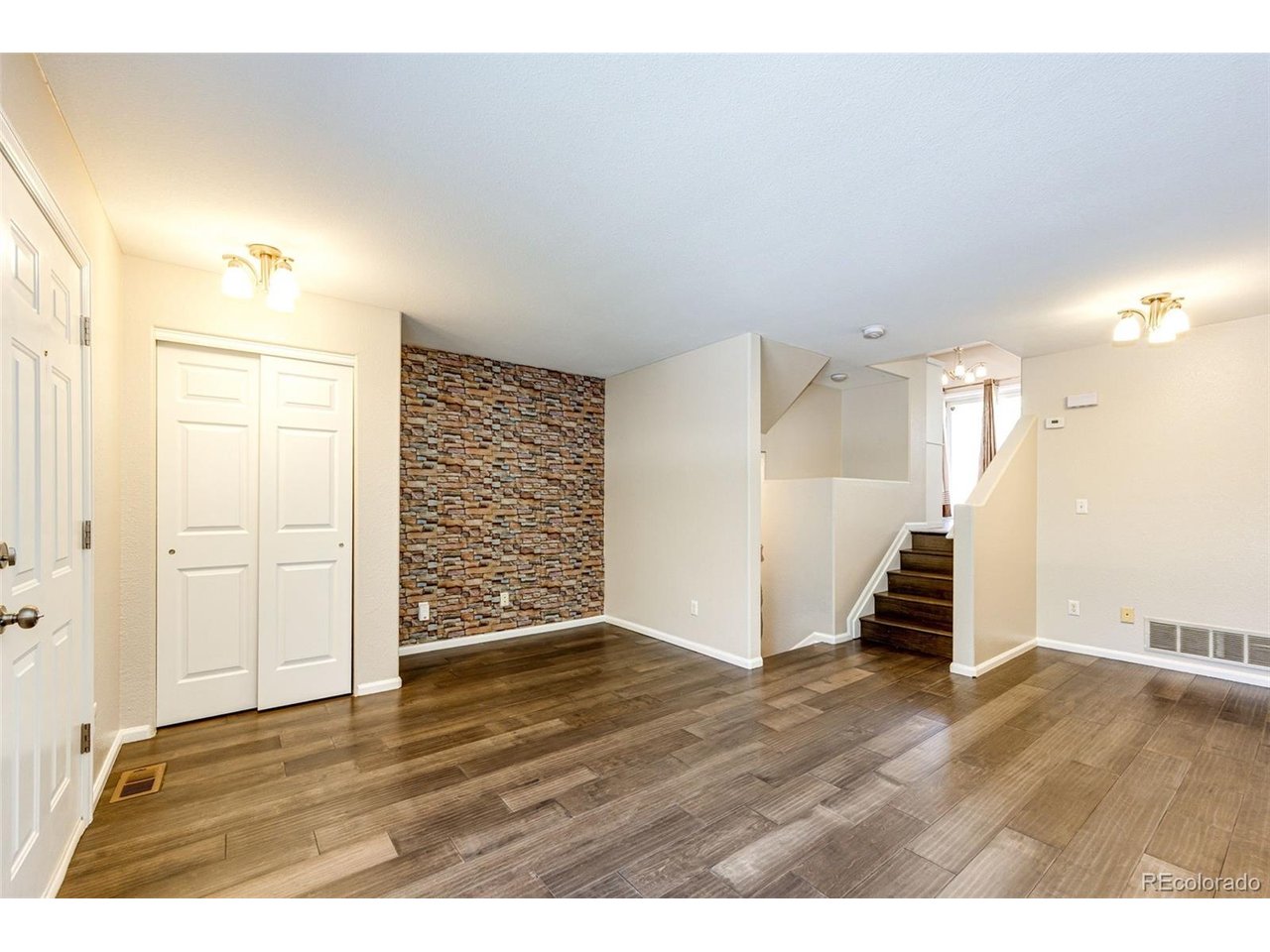 4572 S Crystal Way B — photo