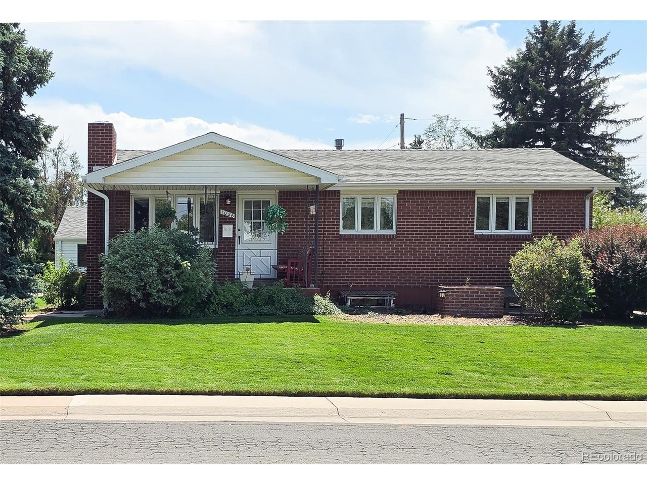 1026 W Princeton Pl — photo