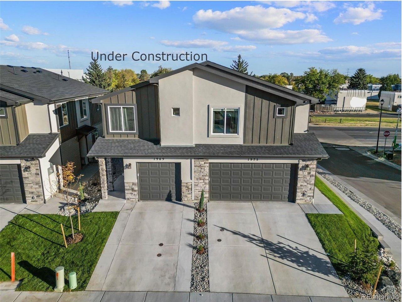 3525 Rosette Grv — photo