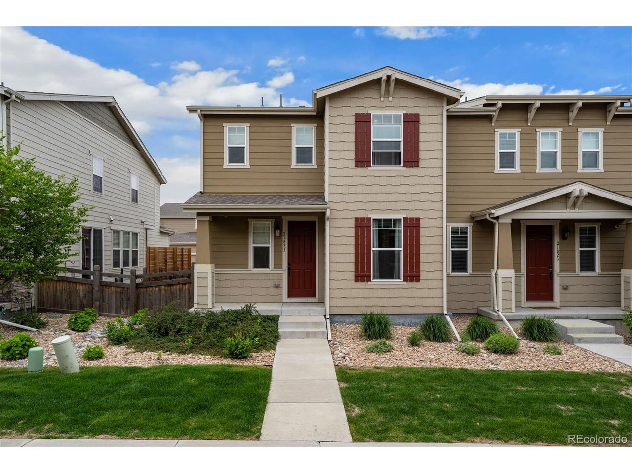 21833 E Quincy Pl — photo