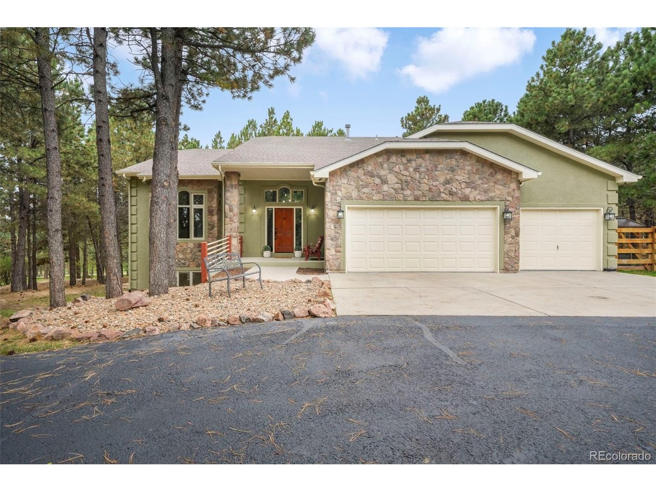 720 Trumpeters Ct — photo