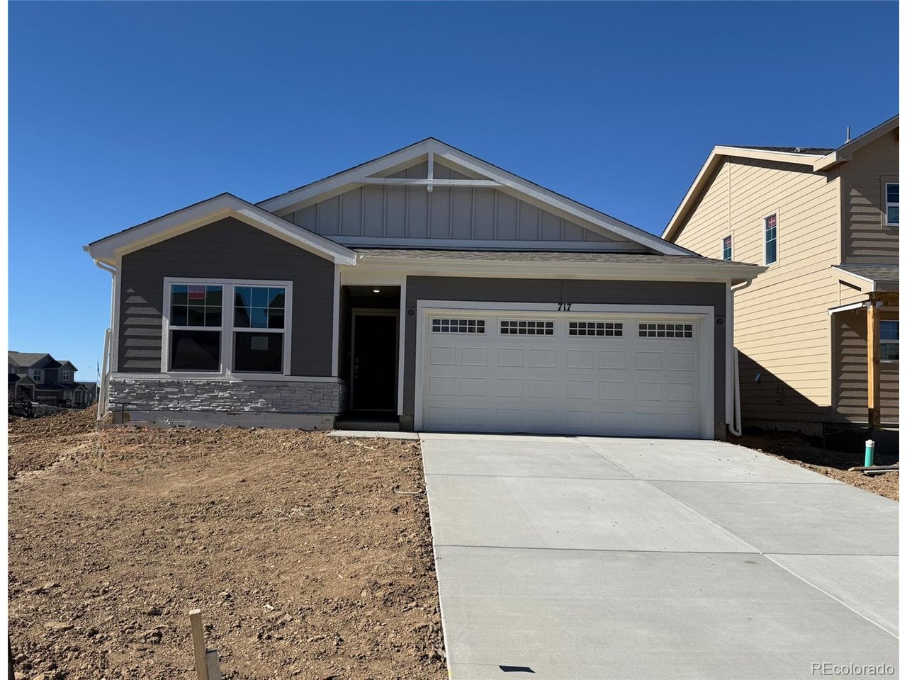 786 N Carrie Ct — photo