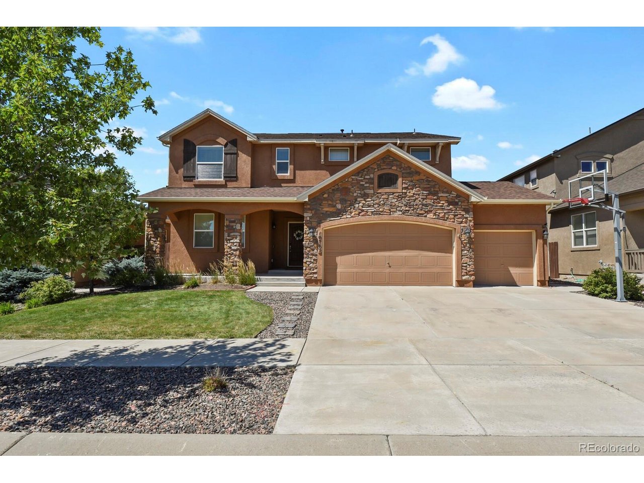 10762 Forest Creek Dr — photo