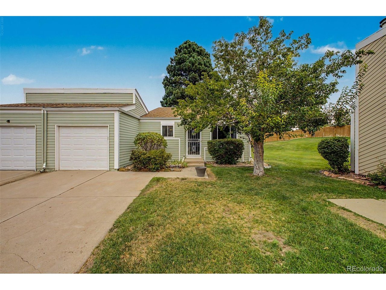 16425 E Radcliff Pl B — photo