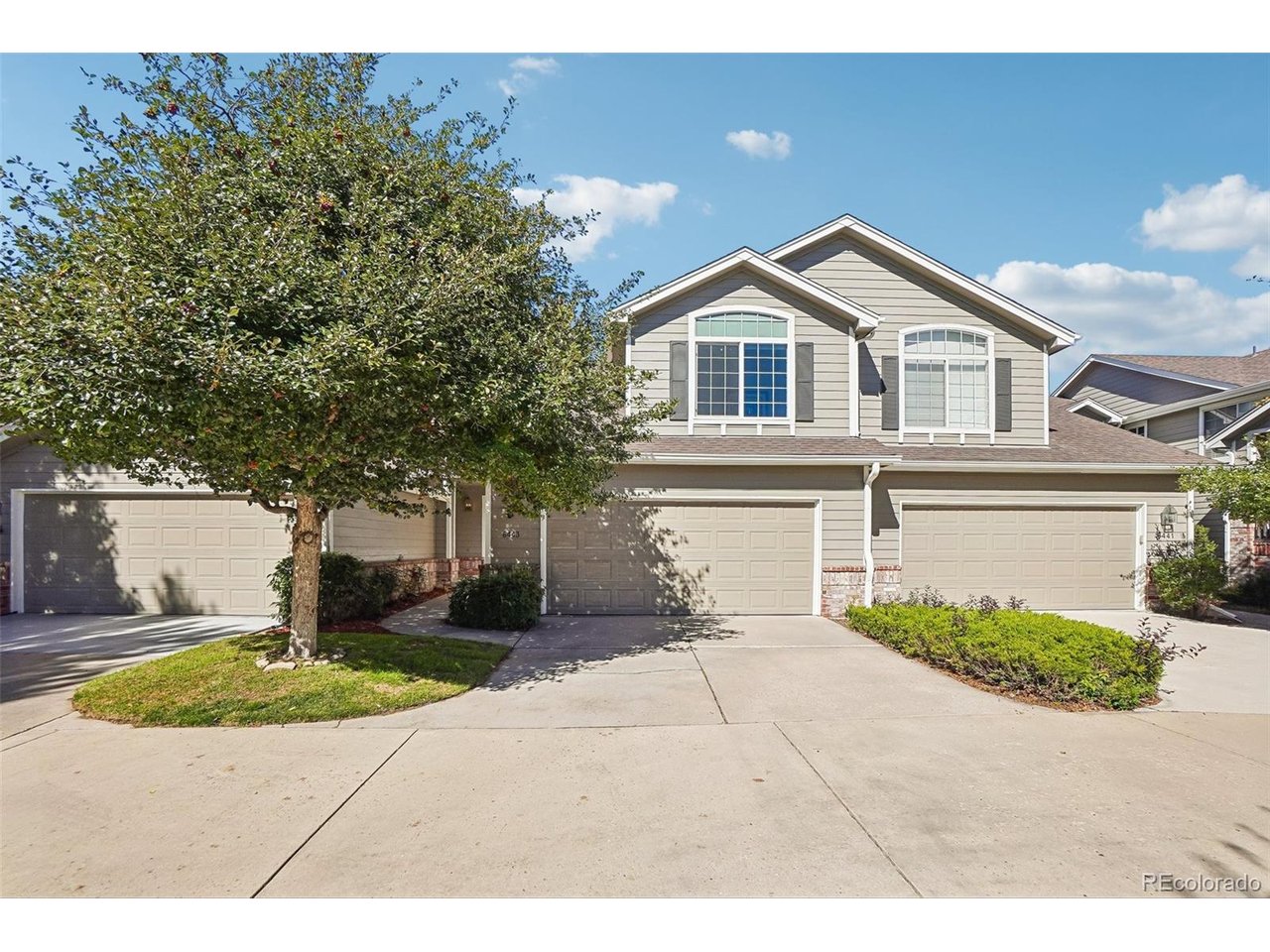6443 S Dallas Ct — photo