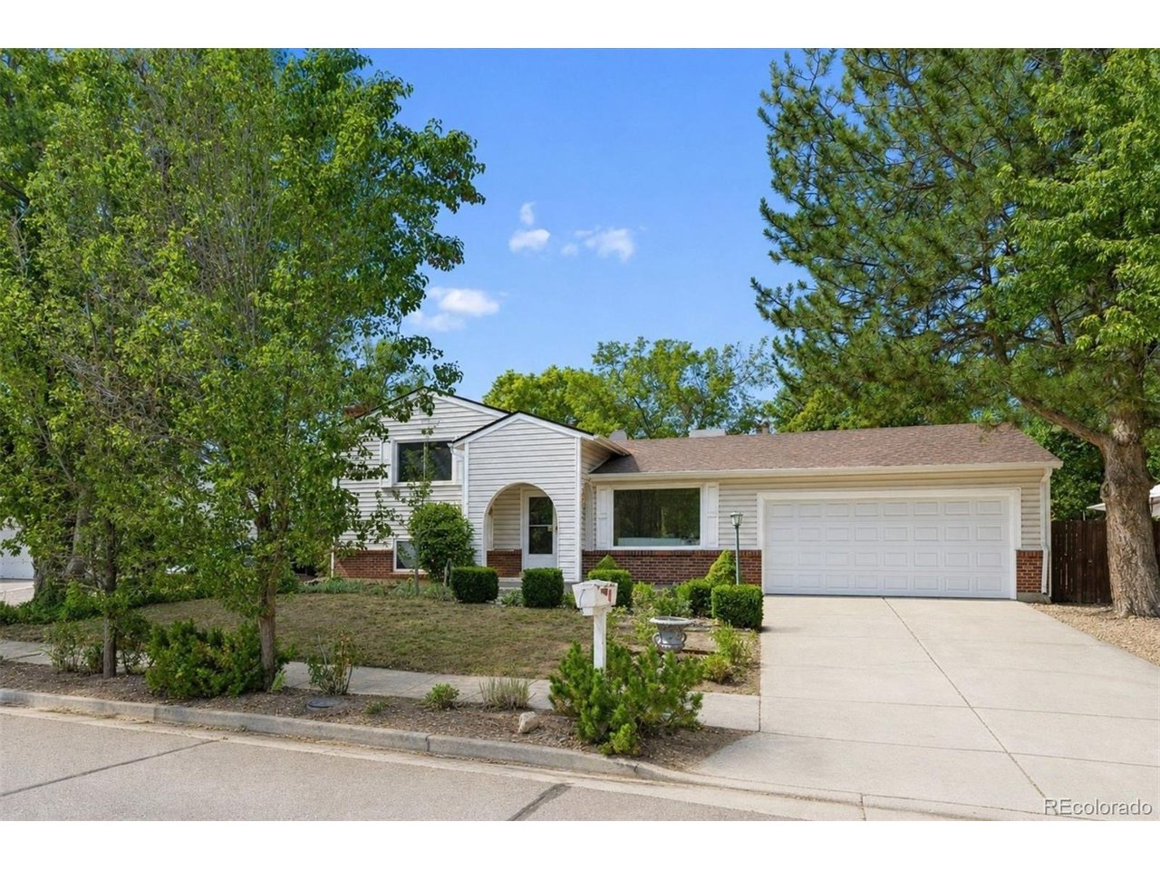 8605 Lamar Dr — photo