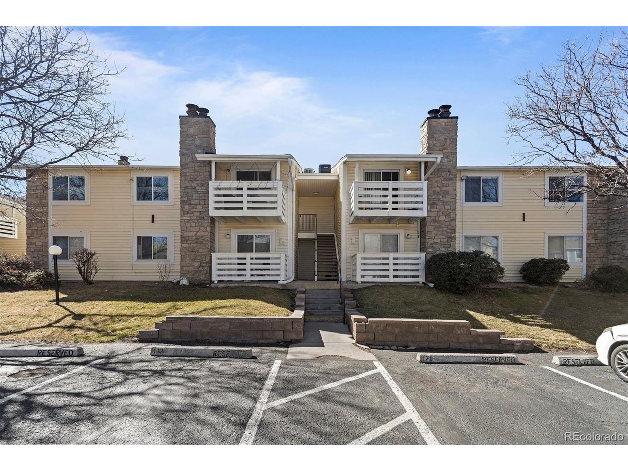 8555 Fairmount Dr I204 — photo