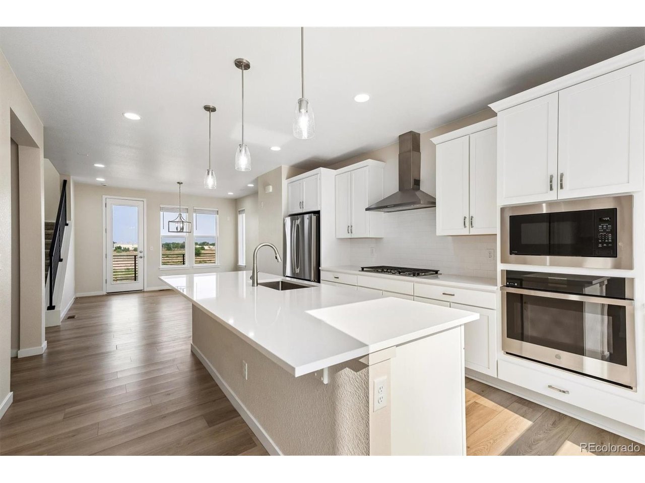 12331 Farmview Ln — photo