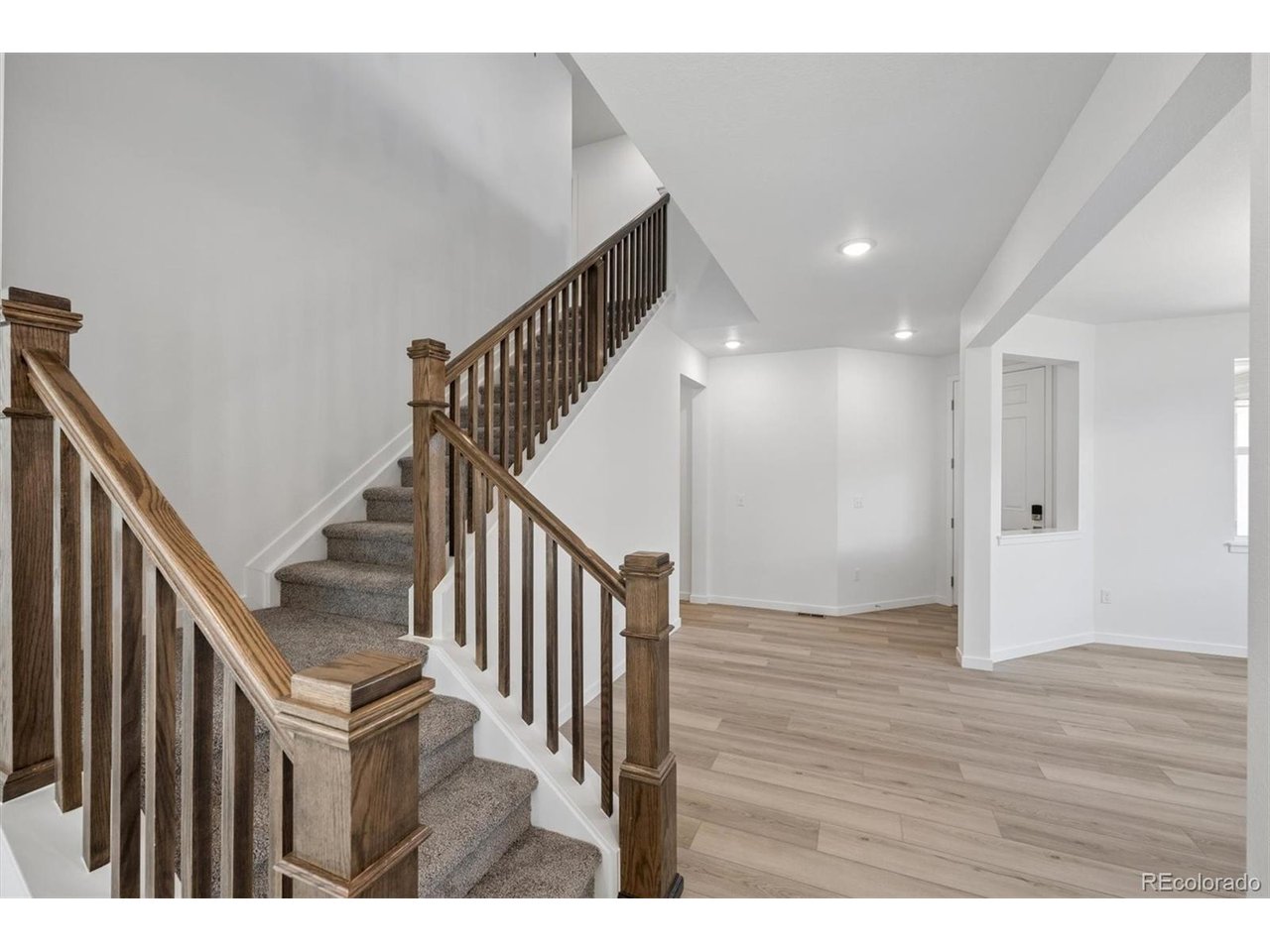 Home in Aurora, CO 80019 — photo 3