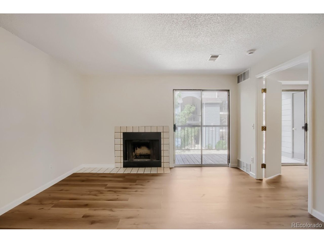 8813 Colorado Blvd 206 — photo